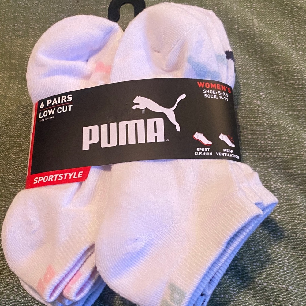 Puma Women's White Low Cut Athletic Socks - 6 Pack - Picture 2 of 6